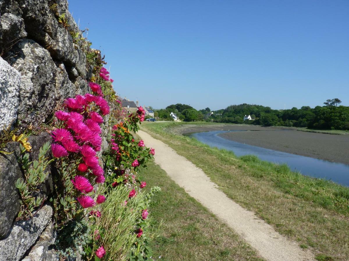 Le 29 D'A Cote Bed & Breakfast Pont-Croix Exterior photo